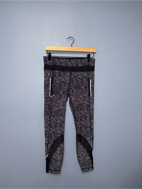 Lululemon | Black Printed Leggings